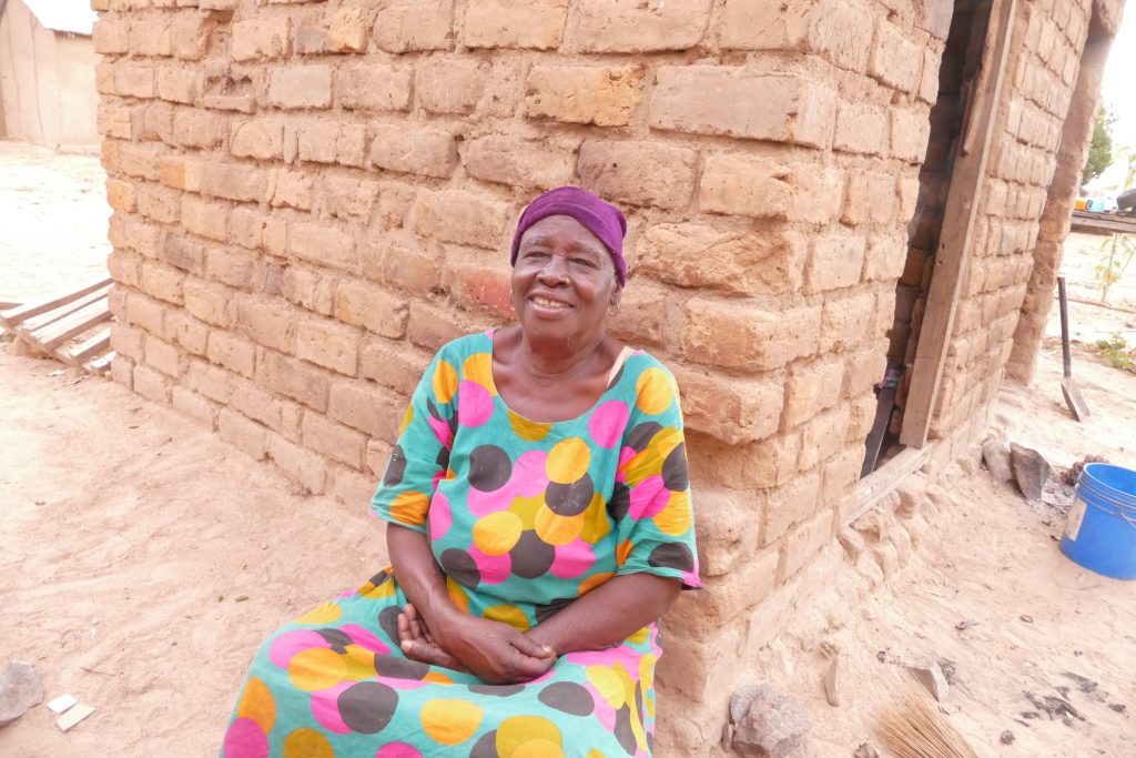 Modesta . Mwana Msoma ofwel de weduwe van Dominico Mihambo.